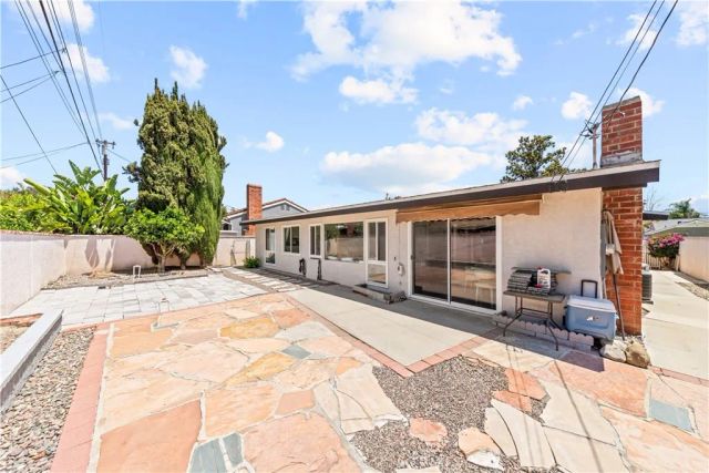 1301 W Roberta, Fullerton, CA 92833