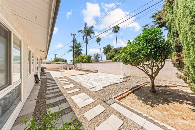 1301 W Roberta, Fullerton, CA 92833