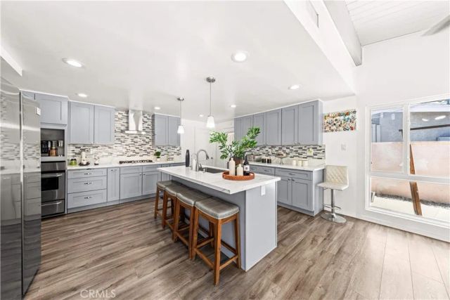 1301 W Roberta, Fullerton, CA 92833
