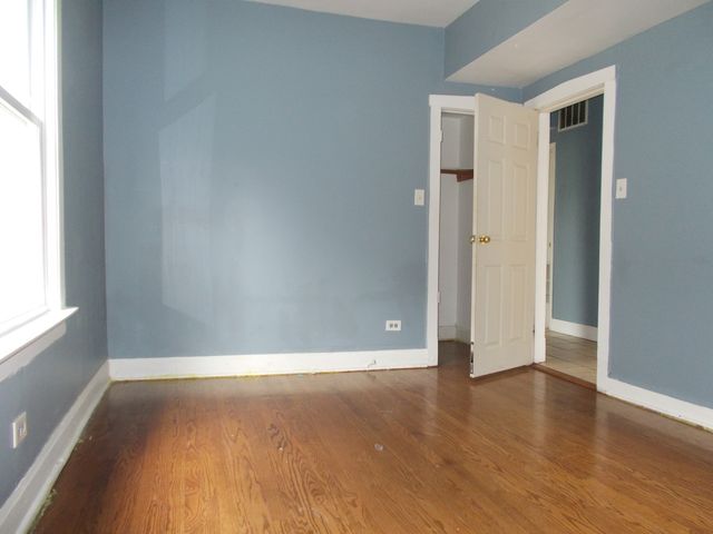 5931 S Campbell Avenue 2, Chicago, IL 60629