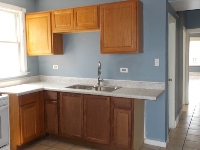 5931 S Campbell Avenue 2, Chicago, IL 60629