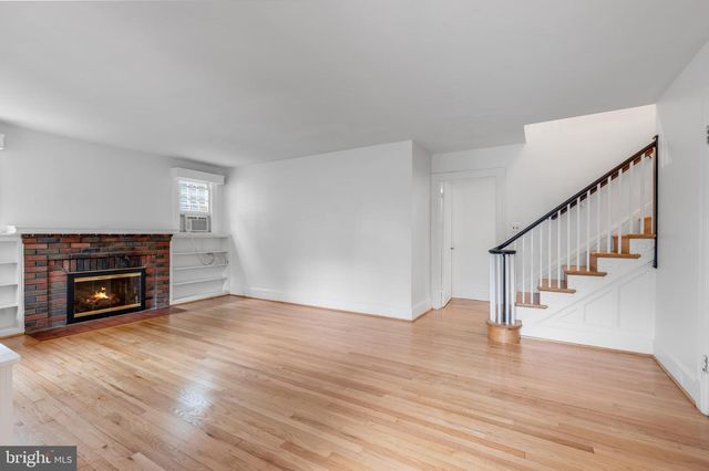 4215 CHESAPEAKE ST NW, Washington, DC 20016