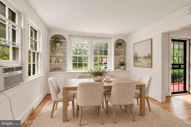 4215 CHESAPEAKE ST NW, Washington, DC 20016