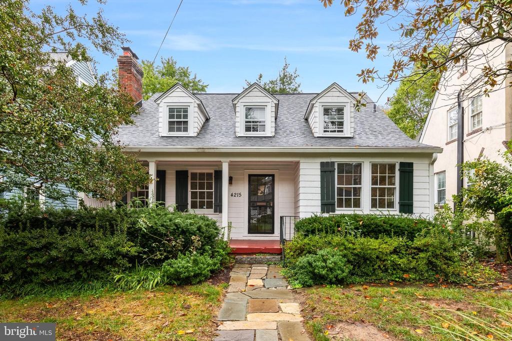 4215 CHESAPEAKE ST NW, Washington, DC 20016