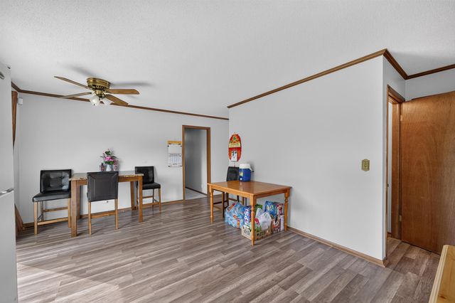 4516 E 27th St N, Wichita, KS 67220