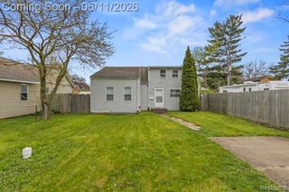 25884 Leach Street, Roseville, MI 48066