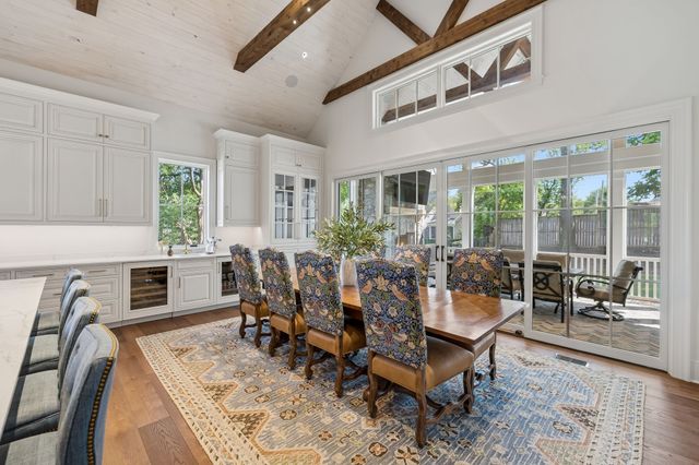 2301 Warfield Ln, Nashville, TN 37215