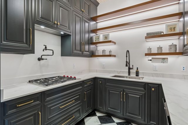 2301 Warfield Ln, Nashville, TN 37215