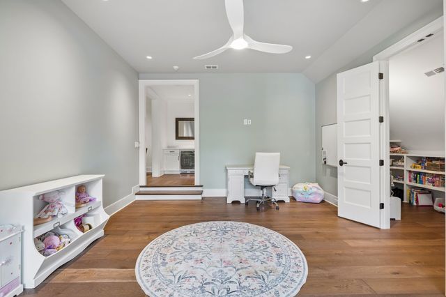 2301 Warfield Ln, Nashville, TN 37215