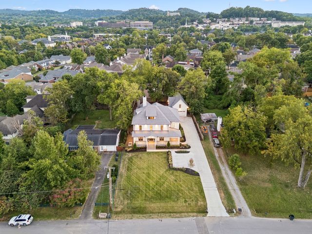 2301 Warfield Ln, Nashville, TN 37215