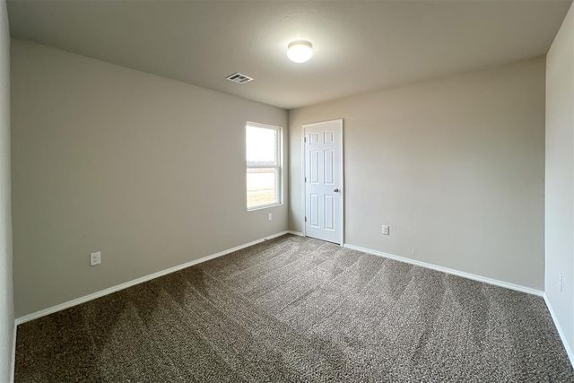 4301 Driftwood Drive, Harrah, OK 73045