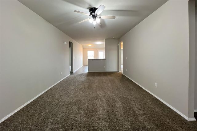 4301 Driftwood Drive, Harrah, OK 73045