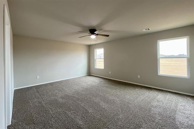 4301 Driftwood Drive, Harrah, OK 73045