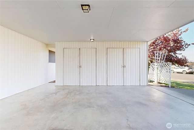 2034 Crawford Drive, Walla Walla, WA 99362