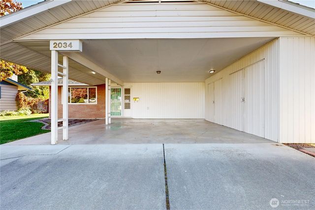 2034 Crawford Drive, Walla Walla, WA 99362