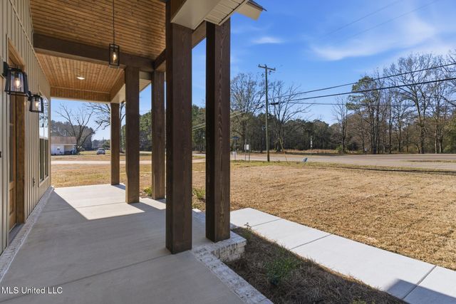2070 Old Richton Road, Petal, MS 39465