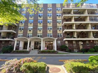 14055 34th Avenue 3E, Flushing, NY 11354
