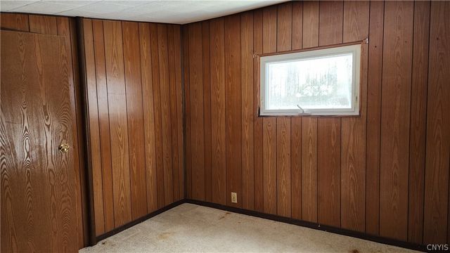 6382 Lakeshore Road, Cicero, NY 13039