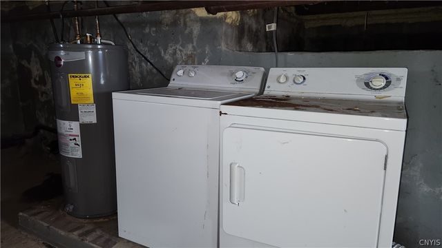 6382 Lakeshore Road, Cicero, NY 13039