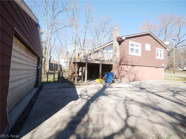 190 10th Street, Campbell, OH 44405