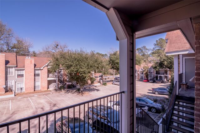 2401 Sycamore Avenue B4, Huntsville, TX 77340