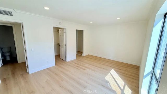 225 N Rose Street 104, Burbank, CA 91505