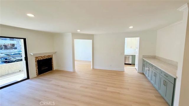 225 N Rose Street 104, Burbank, CA 91505