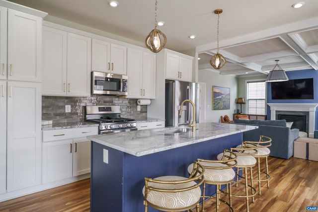 336 BISHOPGATE LN, Crozet, VA 22932