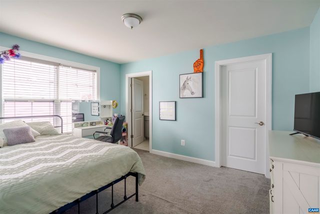 336 BISHOPGATE LN, Crozet, VA 22932