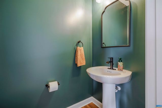 336 BISHOPGATE LN, Crozet, VA 22932