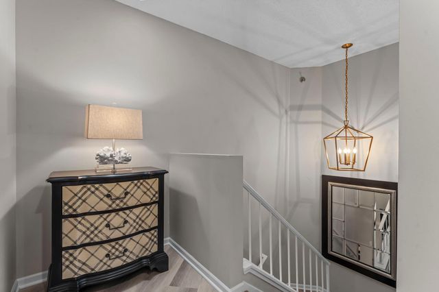 7500 Edinborough Way 3308, Edina, MN 55435