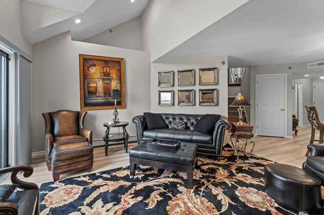 7500 Edinborough Way 3308, Edina, MN 55435