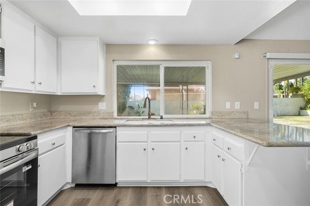 1503 N Albright, Upland, CA 91786