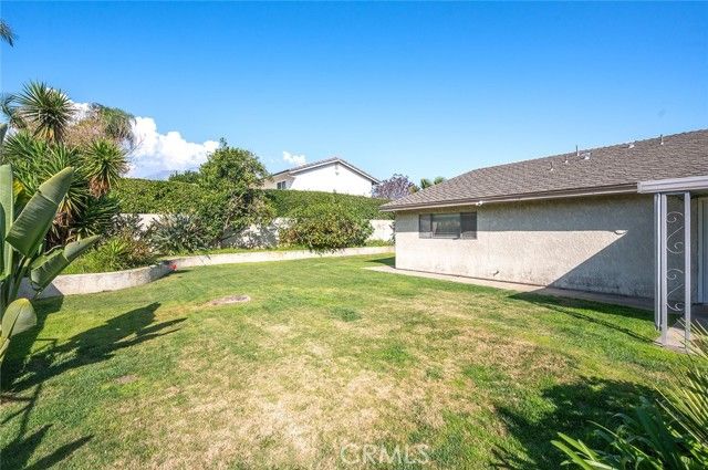 1503 N Albright, Upland, CA 91786