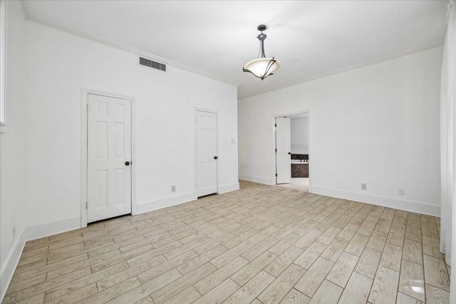 41 Willowend Drive, Houston, TX 77024