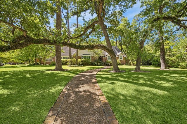 41 Willowend Drive, Houston, TX 77024