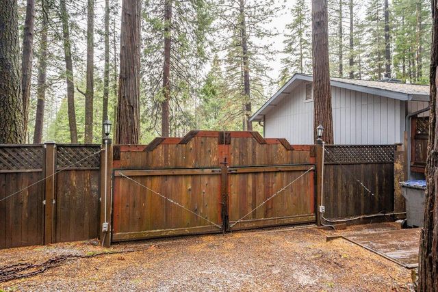 30621 Sleepy Hollow Drive, Shingletown, CA 96088