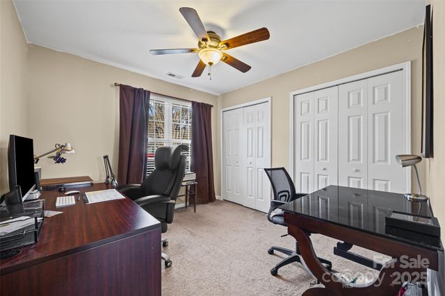 14048 Ballyshannon Lane, Charlotte, NC 28278