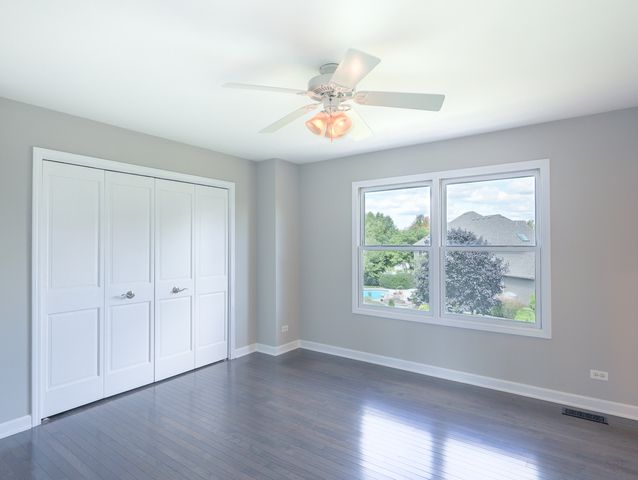 618 Pine Street, Sugar Grove, IL 60554