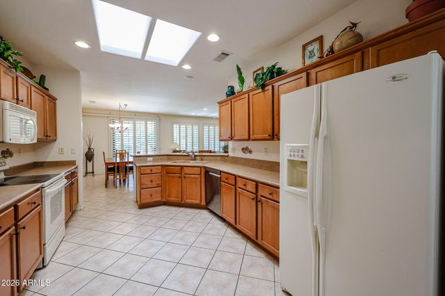 17337 W IMPERIAL Lane, Surprise, AZ 85387