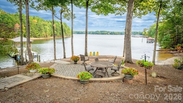 4246 Sigmon Cove Lane, Terrell, NC 28682
