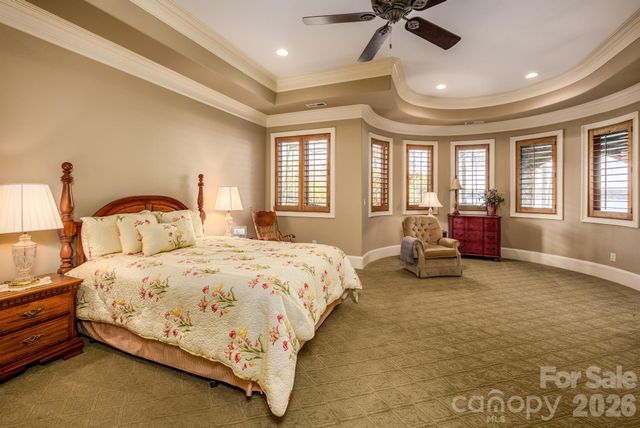 4246 Sigmon Cove Lane, Terrell, NC 28682