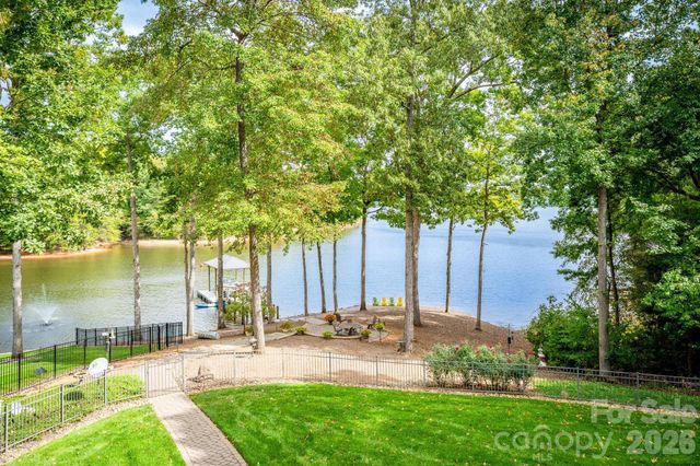 4246 Sigmon Cove Lane, Terrell, NC 28682