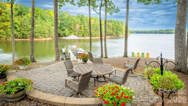 4246 Sigmon Cove Lane, Terrell, NC 28682