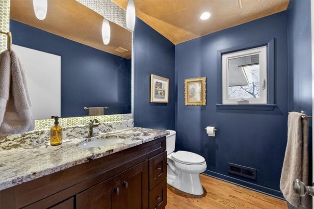 5239 Howe Drive, Roeland Park, KS 66205