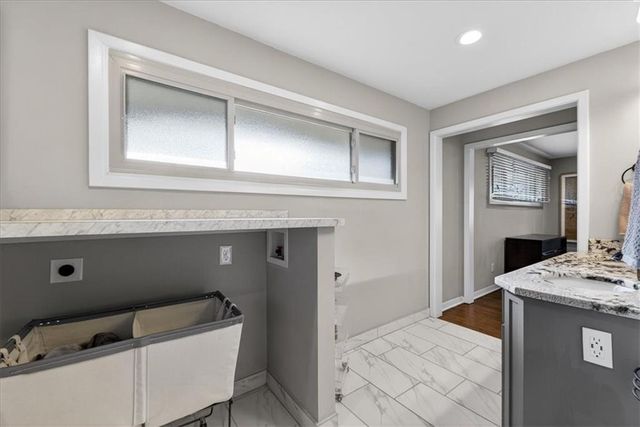 5239 Howe Drive, Roeland Park, KS 66205