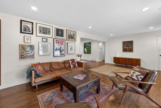 5239 Howe Drive, Roeland Park, KS 66205