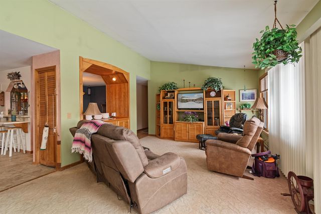 49 Nashville Road, Jericho, VT 05465