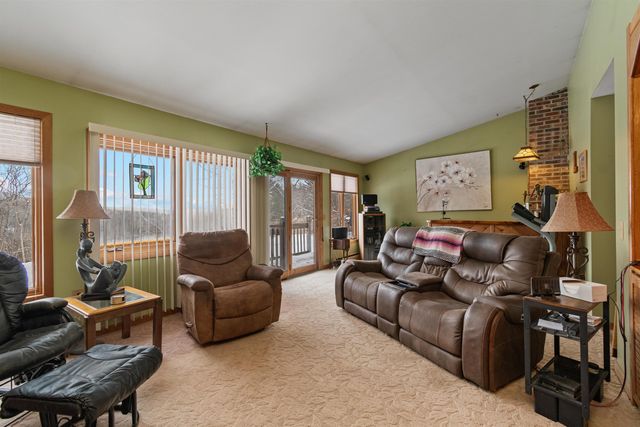 49 Nashville Road, Jericho, VT 05465