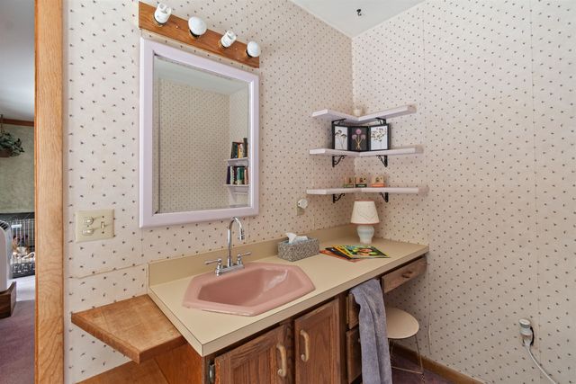 49 Nashville Road, Jericho, VT 05465